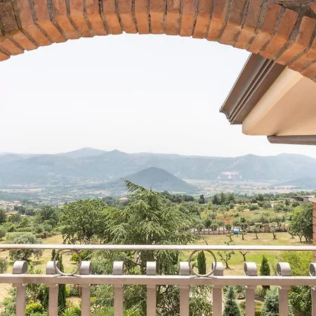 7 Bedroom Stunning In Casa vacanze Caiazzo